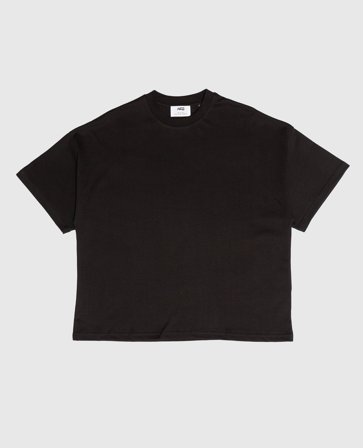 Oversized Boxy T-Shirt Schwarz von NKSP – kurzes Heavyweight-Basic aus Bio-Baumwolle, Vorderansicht